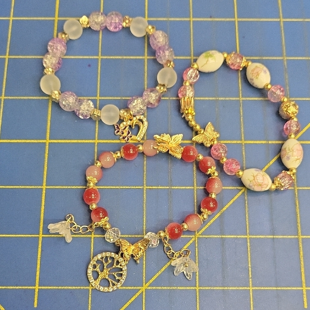 Red Pink Purple Gold Tone Beaded 7.5" Bracelets Set of 3